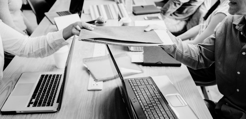 False Partite iva: da lavoratori invisibili a dipendenti riconosciuti. Una guida per uscire dal limbo della subordinazione mascherata
